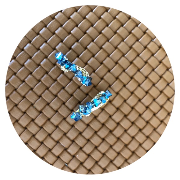 • Gorgeous Crystal Hoop Earrings • - Picture 4 of 4